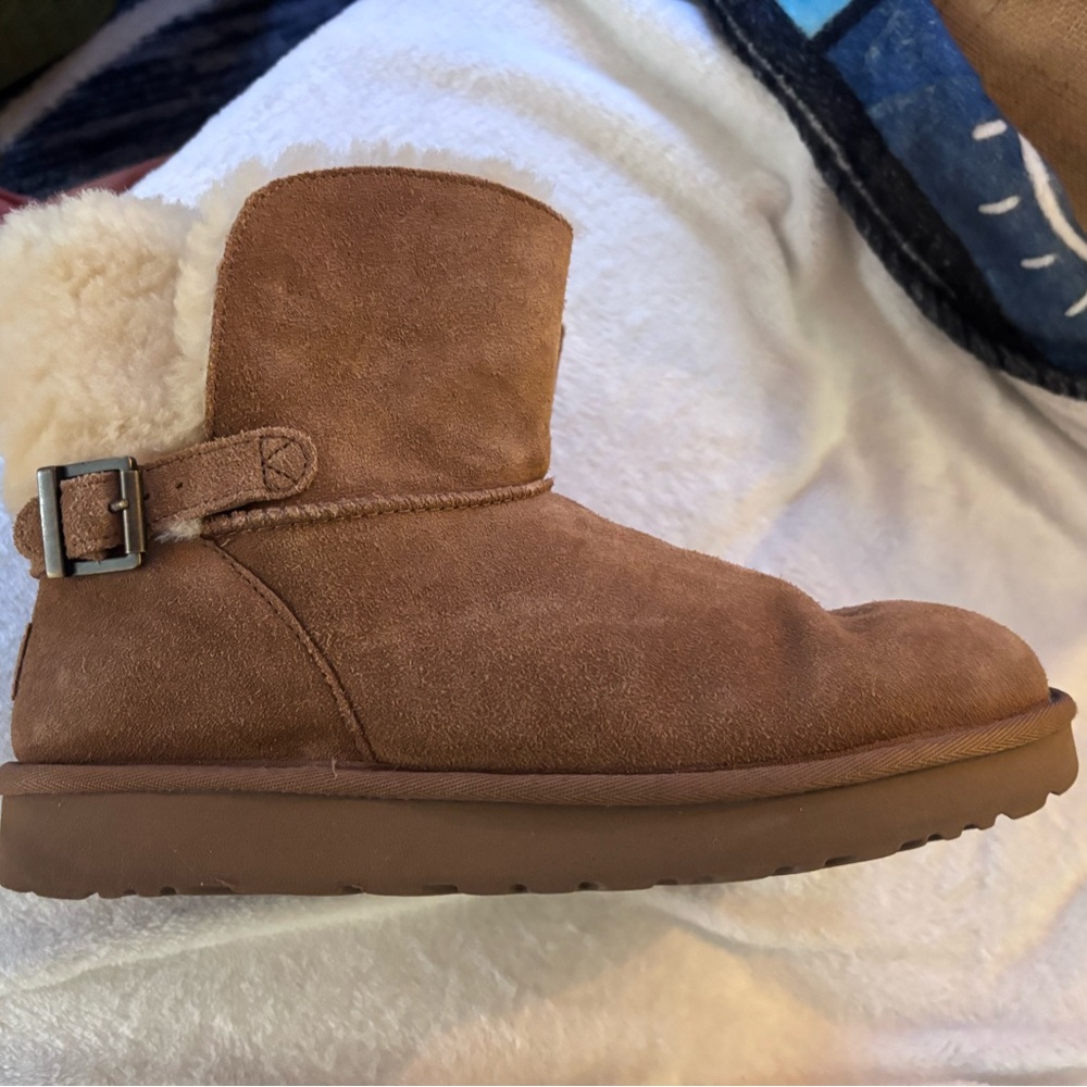 UGG Karel ankle boot size 11